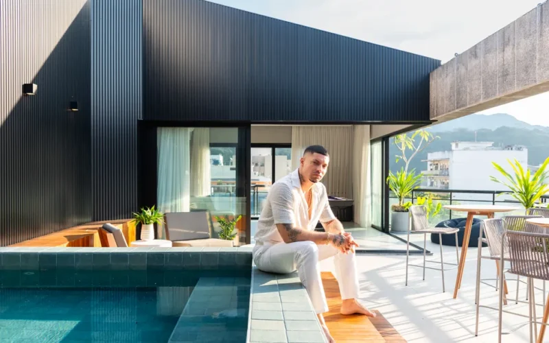 Filipe Ret abre cobertura de 230 m²