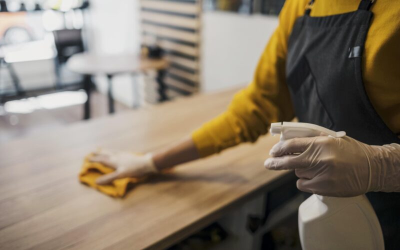 Limpeza de móveis planejados dicas e produtos indicados para cada tipo de material