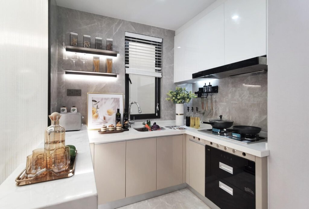 cozinha planejada sob medida para apartamento pequeno com moveis planejados