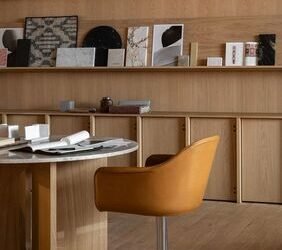 Vai mobiliar em Piracicaba? Do Reserva do Engenho ao Bairro Alto, auditamos as melhores lojas (Carlos Botelho, Independência, São Judas) para garantir design, resistência e entrega garantida.