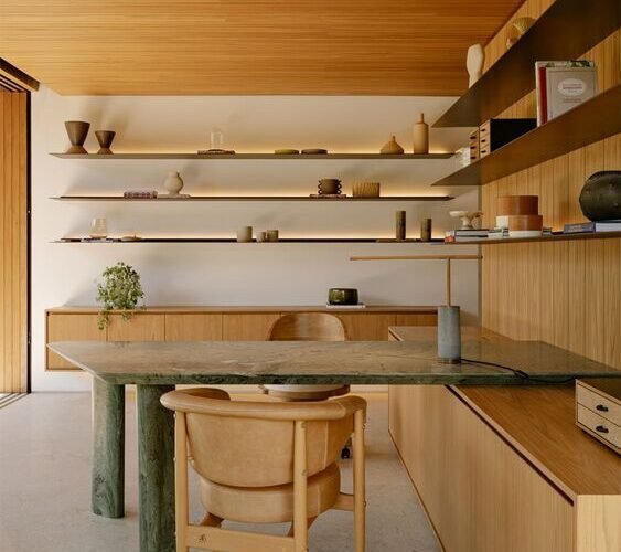 Vai mobiliar em Jacarepaguá? Da Freguesia à Taquara, auditamos as melhores lojas (Estrada de Jacarepaguá, Geremário Dantas) para garantir design, preço justo e entrega real.