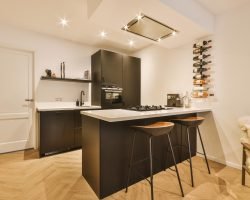 cozinha planejada sob medida para apartamento pequeno com moveis planejados